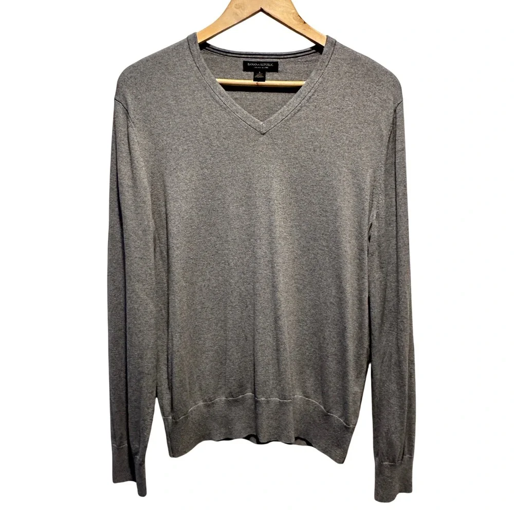 Banana Republic V-Neck Sweater Mens Large Silk Cotton Cashmere Gray Luxury Blend